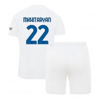 Fotballdrakt Barn Inter Milan Henrikh Mkhitaryan #22 Bortedraktsett 2023-24 Kortermet (+ Korte bukser)